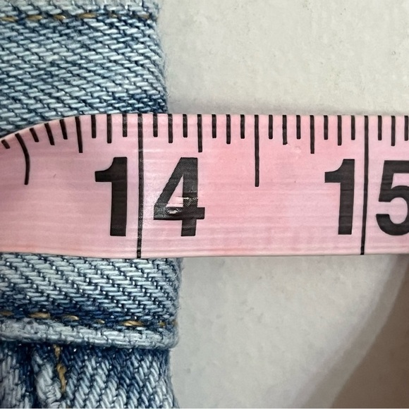 Women’s We The Free Light Wash Distressed Straight Leg Mom Jeans Size 25 - Picture 5 of 15